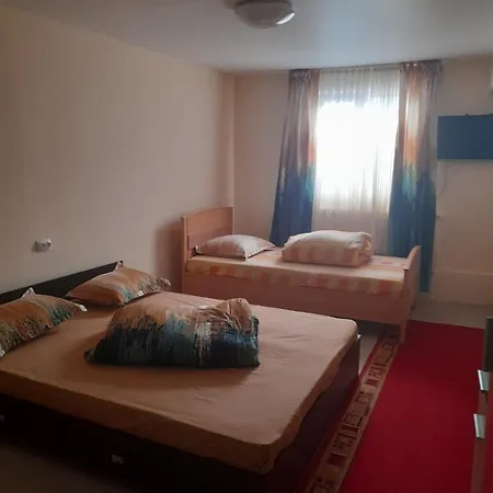 Pensjonat Pensiunea Cascada *